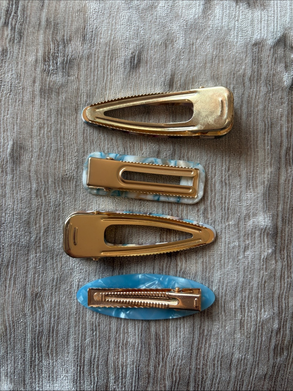 Multicolor Hair Clip Set - Picture 3 of 3